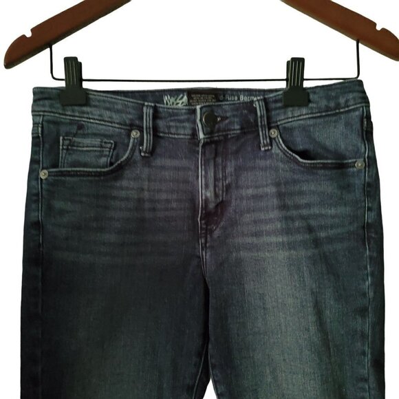 MOSSIMO Dark Wash Mid Rise Bermuda Power Stretch Denim Jean Shorts Size 4 / 27 - Picture 4 of 8